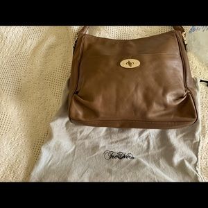 Tre Vero Brown Purse